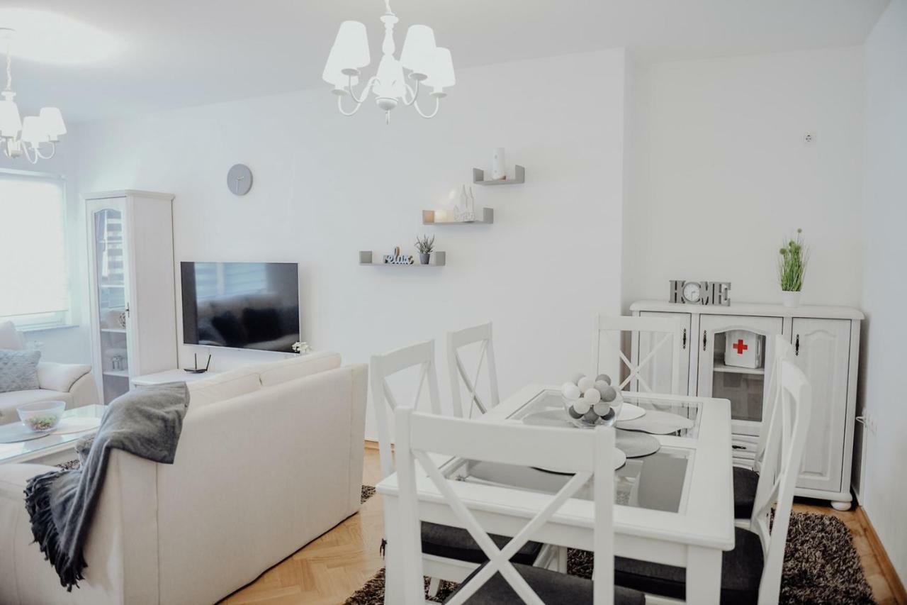 Apartman M5 Ðakovo Exterior foto